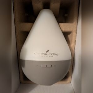 Young Living Dewdrop Ultrasonic Diffuser - Purple